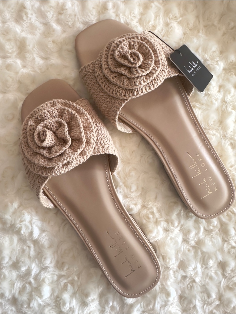 Nicole Miller~ Rosette sandals